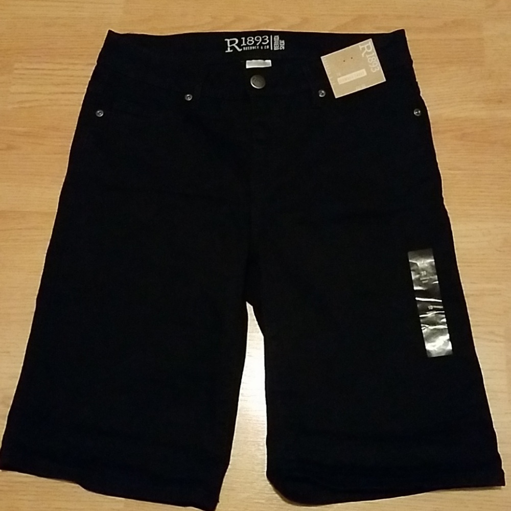 NWT Womens R1893 Bermuda Shorts